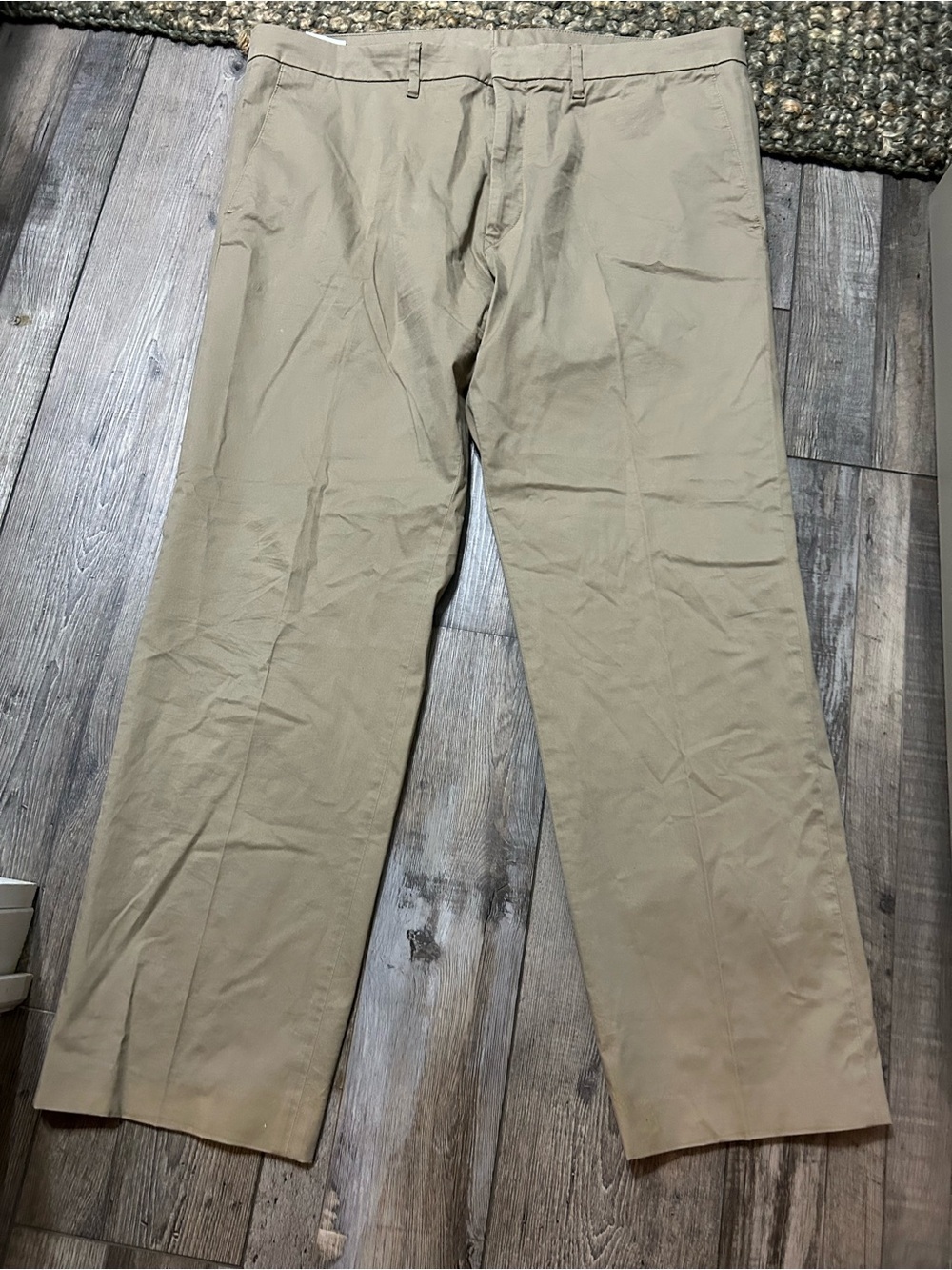 Boss Men's Beige/Tan Chino Pants dress slacks 40/r